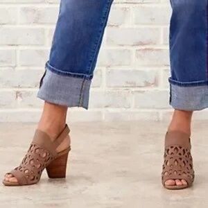 Vince Camuto,  Deverly  Peep Toe Cutout High heel sandal NWOT